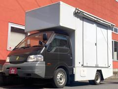 稀少の移動販売車やっと入荷しました！ボディサイズもコンパクトで運転楽々。外装はカッティングシート仕様でお好みのデザインに変更可能！ 2