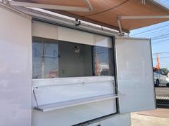 ☆業務用ホシザキ製冷凍冷蔵庫：１００Ｖ仕様・設定温度−３℃から１２℃／作動確認済み☆３ドア冷蔵庫内寸法：幅１１００・奥２９０・高６００ 6