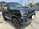 ジムニー ランドベンチャー　特別仕様車　４ＷＤ　ＭＴ　ハーフレザー　シートヒーター　ドラレコ前後　ヘッドライト．ＬＥＤテール．マフラー．マッドホワイトレター．エアインテーク．リアスポイラー．ナルディステアリング．ウッドシフトノブ（5枚目）