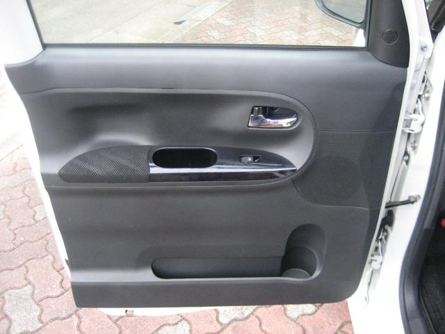 タント カスタムＲＳ　トップエディションＳＡＩＩＩ　スマアシＩＩＩ・ナビ・フルセグ・バックカメラ・ＥＴＣ・シートヒーター・両側パワースライドドア・ドライブレコーダー・ＤＶＤ・スマートキー・プッシュスタート（13枚目）