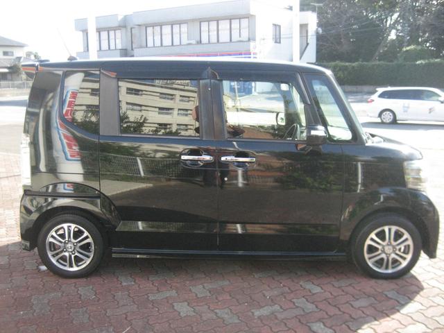 Ｎ－ＢＯＸカスタム Ｇ　ＳＳパッケージ　衝突被害軽減ブレーキ・ナビ・ＴＶ・バックカメラ・両側パワースライドドア・シートヒーター・スマートキー・プッシュスタート・キセノン（6枚目）