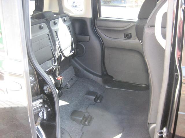 Ｎ－ＢＯＸカスタム Ｇ　ＳＳパッケージ　衝突被害軽減ブレーキ・ナビ・ＴＶ・バックカメラ・両側パワースライドドア・シートヒーター・スマートキー・プッシュスタート・キセノン（19枚目）