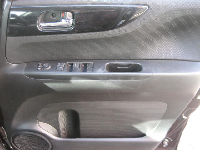 Ｎ－ＢＯＸカスタム Ｇ　ＳＳパッケージ　衝突被害軽減ブレーキ・ナビ・ＴＶ・バックカメラ・両側パワースライドドア・シートヒーター・スマートキー・プッシュスタート・キセノン（35枚目）