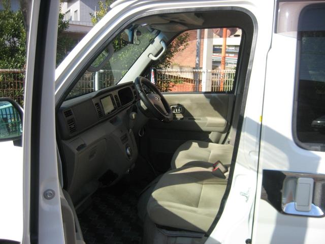 アトレーワゴン カスタムターボＲＳリミテッド　ナビ・フルセグ・バックカメラ・ＥＴＣ・ドライブレコーダー・左側パワースライドドア・キーレス・ＣＤ・ＤＶＤ・Ｂｌｕｅｔｏｏｔｈ（12枚目）