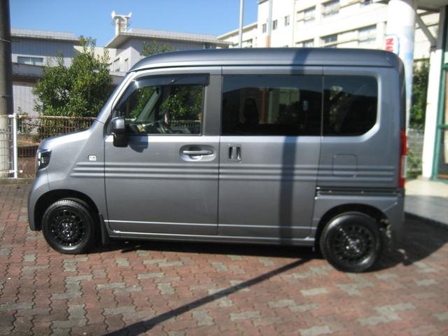 N-VAN+スタイル ファン・ホンダセンシング カロッツェリアナビ・バックカメラ・ETC・衝突被害軽減ブレーキ・LEDライト・前後ドライブレコーダー・スマートキー・プッシュスタート(10枚目)