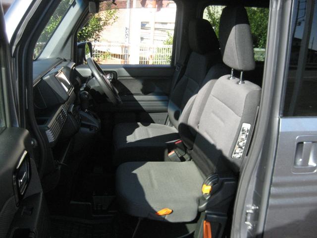 N-VAN+スタイル ファン・ホンダセンシング カロッツェリアナビ・バックカメラ・ETC・衝突被害軽減ブレーキ・LEDライト・前後ドライブレコーダー・スマートキー・プッシュスタート(11枚目)