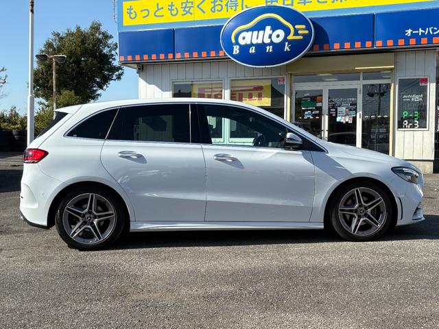 Ｂクラス Ｂ１８０　ＡＭＧライン　ユーザー買取車　レーダーセーフティ　ＡＭＧ１８ＡＷ　純正ナビ　フルセグＴＶ　Ｂｌｕｅｔｏｏｔｈ　バックカメラ　前後ドライブレコーダー　ＥＴＣ　スマートキー（11枚目）