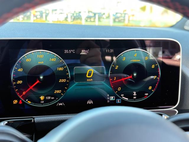 Ｂクラス Ｂ１８０　ＡＭＧライン　ユーザー買取車　レーダーセーフティ　ＡＭＧ１８ＡＷ　純正ナビ　フルセグＴＶ　Ｂｌｕｅｔｏｏｔｈ　バックカメラ　前後ドライブレコーダー　ＥＴＣ　スマートキー（29枚目）