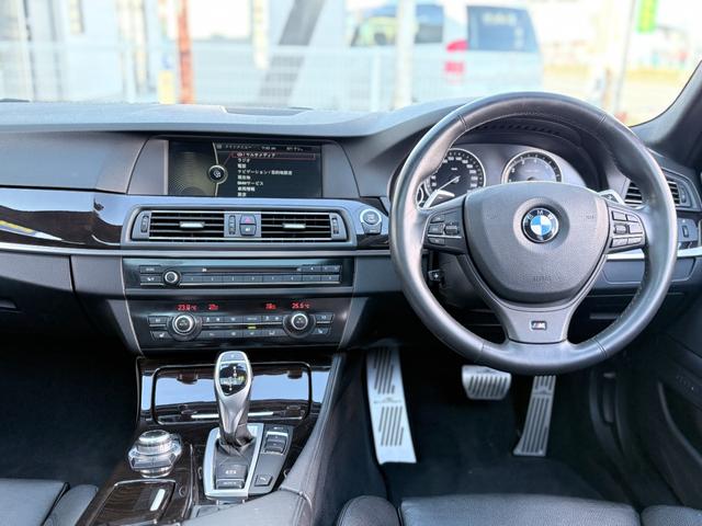 �y�C���p�l�S�́z