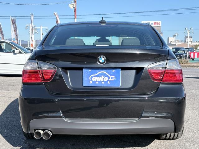 ３シリーズ ３２５ｉ　Ｍスポーツ　ユーザー買取車　左ハンドル　ガレージ保管　ルーフライニング張替　純正１７ＡＷ　ブラックインテリア　純正ナビ　携帯接続可　ＥＴＣ　記録簿（8枚目）