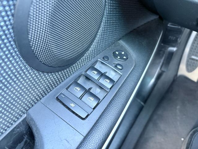 ３シリーズ ３２５ｉ　Ｍスポーツ　ユーザー買取車　左ハンドル　ガレージ保管　ルーフライニング張替　純正１７ＡＷ　ブラックインテリア　純正ナビ　携帯接続可　ＥＴＣ　記録簿（33枚目）