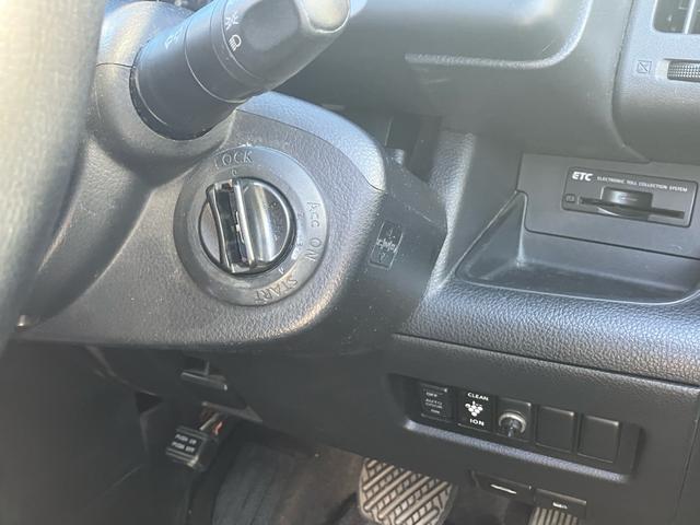 セレナ ハイウェイスター Vセレクション 社外ナビ フルセグTV 純正アルミ 両側電動スライドドア HID バックカメラ(14枚目)