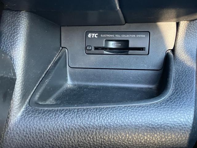 セレナ ハイウェイスター Vセレクション 社外ナビ フルセグTV 純正アルミ 両側電動スライドドア HID バックカメラ(15枚目)