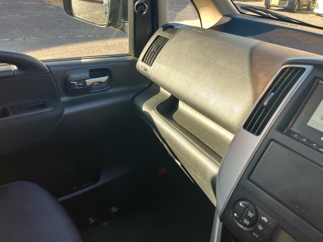 セレナ ハイウェイスター Vセレクション 社外ナビ フルセグTV 純正アルミ 両側電動スライドドア HID バックカメラ(20枚目)