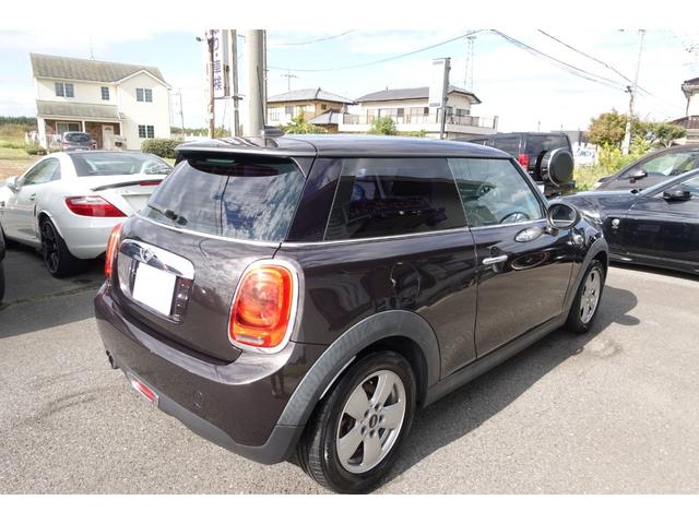 MINI ワン ターボ スマートキー キーレス アイドリングストップ ETC ECO ミュージックサーバー ディスプレイ オーディオ USBAUX横滑り防止装置 ドライブレコーダー アルミホイール LEDヘッドライト(7枚目)