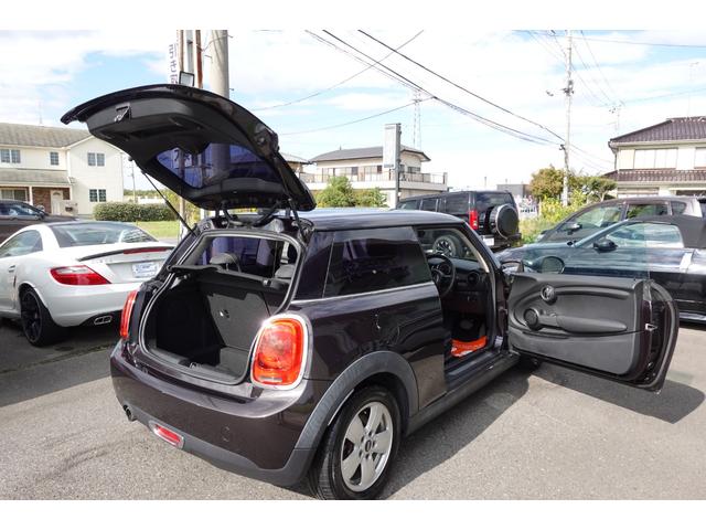 MINI ワン ターボ スマートキー キーレス アイドリングストップ ETC ECO ミュージックサーバー ディスプレイ オーディオ USBAUX横滑り防止装置 ドライブレコーダー アルミホイール LEDヘッドライト(31枚目)