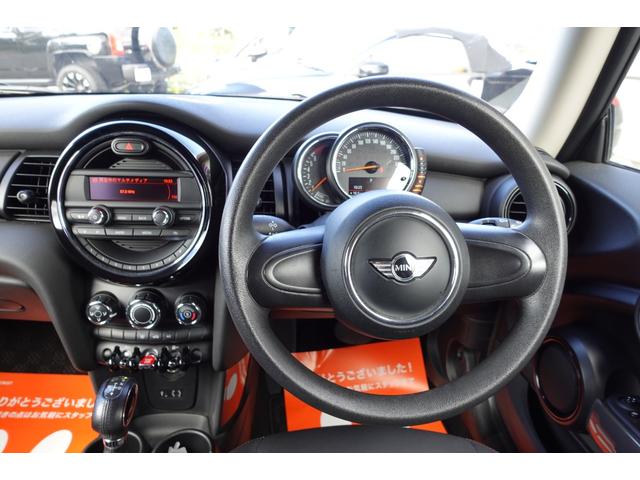 MINI ワン ターボ スマートキー キーレス アイドリングストップ ETC ECO ミュージックサーバー ディスプレイ オーディオ USBAUX横滑り防止装置 ドライブレコーダー アルミホイール LEDヘッドライト(55枚目)