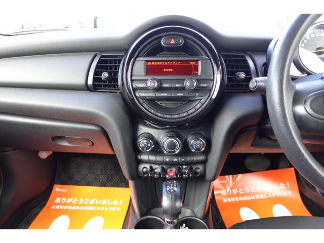 MINI ワン ターボ スマートキー キーレス アイドリングストップ ETC ECO ミュージックサーバー ディスプレイ オーディオ USBAUX横滑り防止装置 ドライブレコーダー アルミホイール LEDヘッドライト(57枚目)