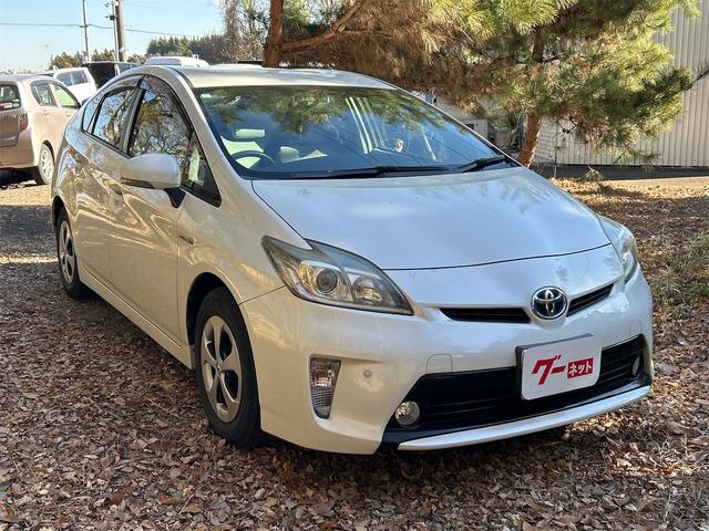 プリウス S ETC バックカメラ ナビ TV クリアランスソナー アルミホイール オートライト HID スマートキー 電動格納ミラー CVT 盗難防止システム 衝突安全ボディ ABS ESC USB(14枚目)