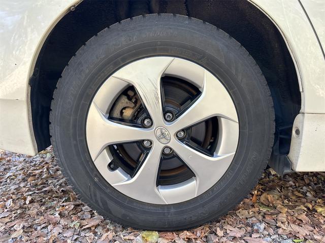 プリウス S ETC バックカメラ ナビ TV クリアランスソナー アルミホイール オートライト HID スマートキー 電動格納ミラー CVT 盗難防止システム 衝突安全ボディ ABS ESC USB(20枚目)