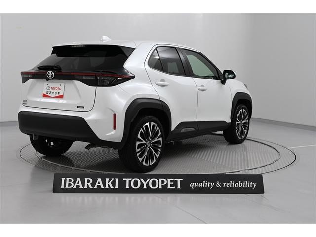 ヤリスクロス Ｚ　バックモニタ　横滑り防止システム　イモビ　カーテンエアバッグ　ナビ　クルーズＣ　エアコン　スマートキ－　アルミ　キーフリー　パワステ　ダブルエアバック　ＬＥＤヘット　エアバッグ　記録簿有　ＡＢＳ（6枚目）