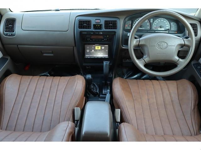 TOYOTA HILUX SURF SSR-X