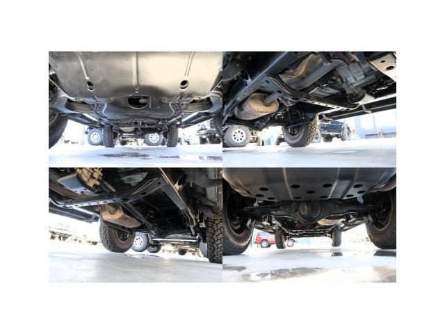 ランドクルーザープラド ＴＸリミテッド　ＡＲＭＹ　後期型　ルーフレール付　Ｎｅｗグレーペイント　新品ジオランダーＸ－ＡＴ２３５タイヤ　新品内張張替施工　新品クラシックレザー調シートカバー　新品カロッツェリア製ＳＤナビＴＶ　新品バックカメラ（11枚目）