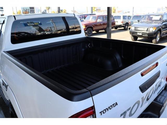 レーダークルーズコントロール（ブレーキ制御付）！