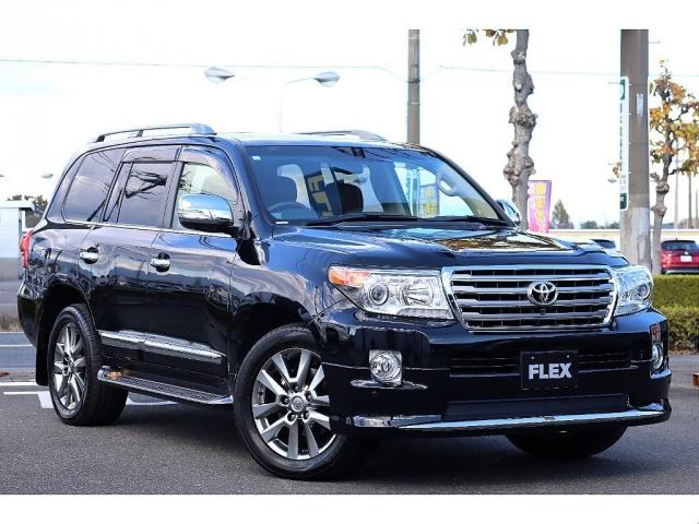 ランドクルーザー ＺＸ　ブルーノクロス　中期モデル　クールＢＯＸ　リアエンタ　ＭＯＤＥＬＬＩＳＴＡエアロ　純正マルチナビ　マルチテレインモニター　ベンチレーションシート　パワーバックドア　ステアリングヒーター　純正２０インチＡＷ（19枚目）