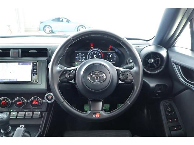 ＧＲ８６ ＲＣ　ＥＴＣ付　スマートエントリー　ＴＶナビ　ワンセグ　サイドエアバッグ　ＬＥＤライト　記録簿　メモリーナビ　エアコン　盗難防止装置　ＡＢＳ　パワーステアリング　パワーウィンドウ　キーレス　横滑り防止（10枚目）