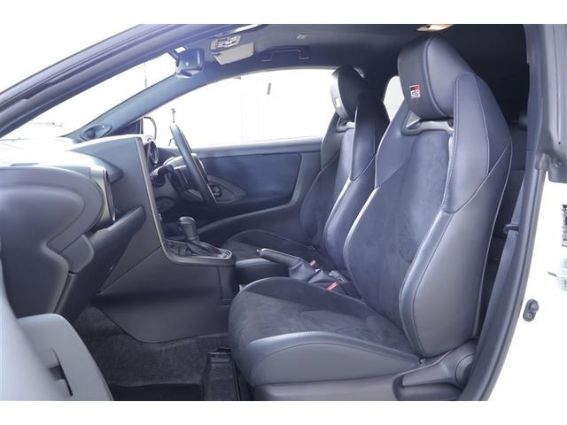 GRヤリス RZ ハイパフォーマンス 地デジ LEDヘッド ナビ&TV 盗難防止システム バックガイドモニター AWD フルオートエアコン 横滑り防止装置付き アクティブクルーズコントロール スマートキ- ミュージックプレイヤー接続可(32枚目)