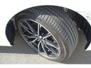 右前タイヤです。タイヤサイズは215/45R17になります。