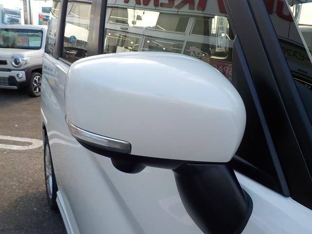 ソリオ ハイブリッドMZ 車検整備一式付 全方位モニター用カメラパッケージ装着車 フルタイム4WD 新品タイヤ 純正フロアマット・スタンダード8インチナビ・ETC付 社外前後ドライブレコーダー付(7枚目)