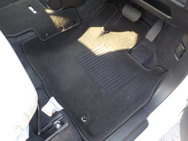 ソリオ ハイブリッドMZ 車検整備一式付 全方位モニター用カメラパッケージ装着車 フルタイム4WD 新品タイヤ 純正フロアマット・スタンダード8インチナビ・ETC付 社外前後ドライブレコーダー付(24枚目)