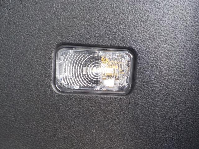 ソリオ ハイブリッドMZ 車検整備一式付 全方位モニター用カメラパッケージ装着車 フルタイム4WD 新品タイヤ 純正フロアマット・スタンダード8インチナビ・ETC付 社外前後ドライブレコーダー付(62枚目)