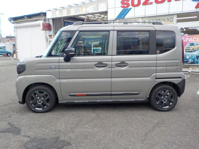 スペーシアギア ハイブリッドＸＺ　届出済未使用車　デュアルセンサーブレーキサポートＩＩ　全方位モニター付メモリーナビゲーション・スズキコネクト対応通信機装着車（11枚目）