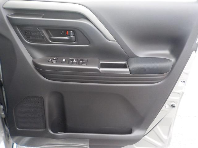 スペーシアギア ハイブリッドＸＺ　届出済未使用車　デュアルセンサーブレーキサポートＩＩ　全方位モニター付メモリーナビゲーション・スズキコネクト対応通信機装着車（70枚目）