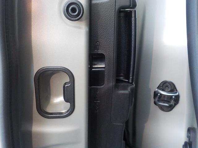 スペーシアギア ハイブリッドＸＺ　届出済未使用車　デュアルセンサーブレーキサポートＩＩ　全方位モニター付メモリーナビゲーション・スズキコネクト対応通信機装着車（77枚目）