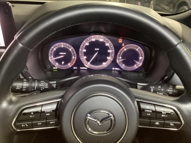 CX-60 3.3 XDハイブリッド エクスクルーシブ スポーツ ディー レーンアシスト ワンオーナ MRCC ドラレコ 本革シート スマートキー 横滑り防止装置 Bluetooth LEDヘッドライト メモリーナビ 定期点検記録簿 ETC シートヒーター USB 4WD(3枚目)