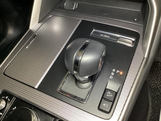 CX-60 3.3 XDハイブリッド エクスクルーシブ スポーツ ディー レーンアシスト ワンオーナ MRCC ドラレコ 本革シート スマートキー 横滑り防止装置 Bluetooth LEDヘッドライト メモリーナビ 定期点検記録簿 ETC シートヒーター USB 4WD(23枚目)