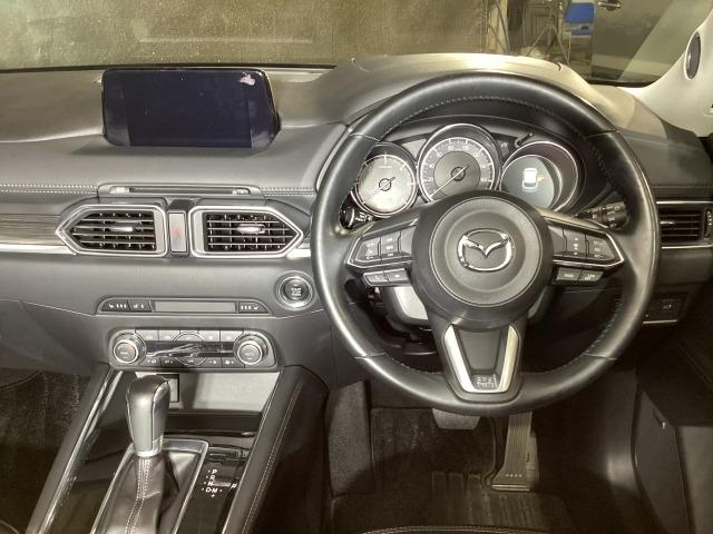 細部まで作り込まれた造形美！毎日でも運転して『人馬一体』を楽しみたくなります。是非、クルマに触れてその質感を味わってください。