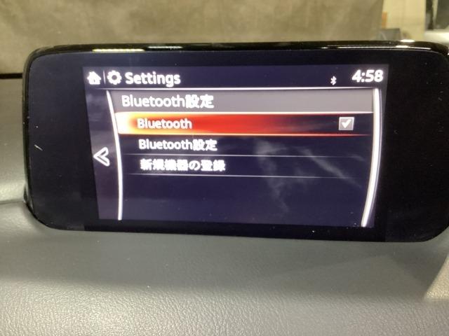 Ｂｌｕｅｔｏｏｔｈに接続することで、スマートフォンに入っている音楽アプリを車内で楽しめたり、通話が出来ます♪