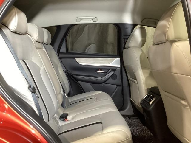 ＣＸ－６０ ２．５　２５Ｓ　Ｌパッケージ　ＡＣＣ　ＬＥＤライト　ナビＴＶ　本革　１オーナー　パワーシート　衝突軽減　ＵＳＢ　ドライブレコーダー　メモリナビ　アイドリングストップ　横滑り防止装置　コーナーソナー　Ｂｌｕｅｔｏｏｔｈ接続　キ－レス（10枚目）