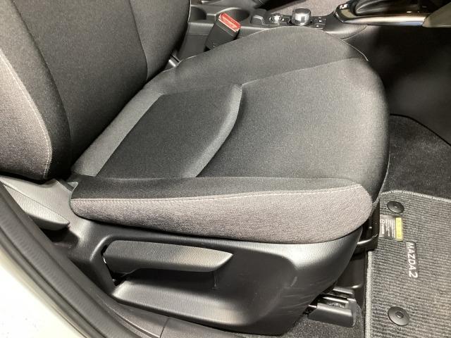 ＭＡＺＤＡ２ １．５　１５ＢＤ　ｉ　セレクション　４ＷＤ　３６０度ビューモニター　ＬＥＤヘッドライト（8枚目）