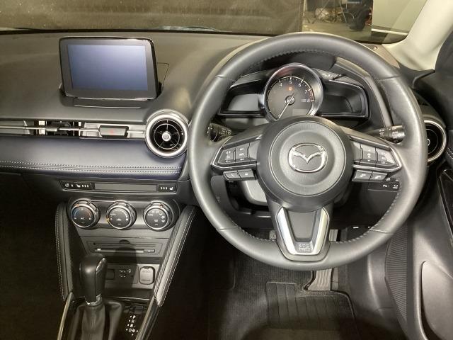 MAZDA2 1.5 15S プロアクティブ Sパッケージ 追従クルーズ 全周囲 レーンキープ LED 衝突軽減装置 Pシート ドラレコ パーキングセンサー Bluetooth接続 キーフリー DVD スマートキー フルセグ 盗難防止装置 オートライト ETC(2枚目)