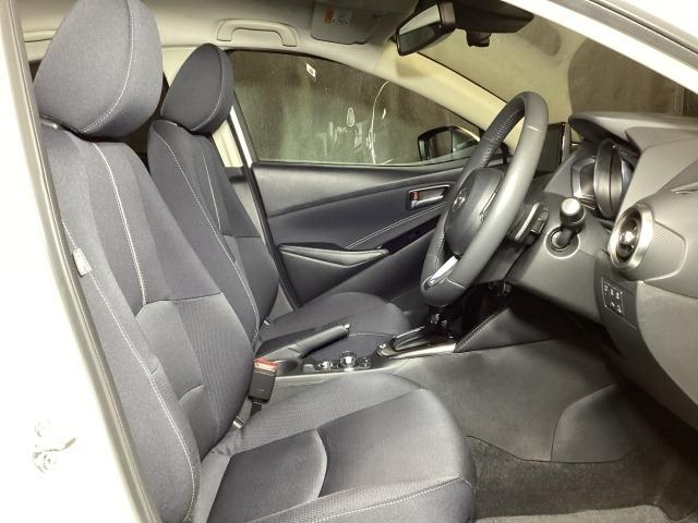 MAZDA2 1.5 15S プロアクティブ Sパッケージ 追従クルーズ 全周囲 レーンキープ LED 衝突軽減装置 Pシート ドラレコ パーキングセンサー Bluetooth接続 キーフリー DVD スマートキー フルセグ 盗難防止装置 オートライト ETC(7枚目)