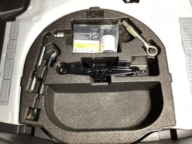 MAZDA2 1.5 15S プロアクティブ Sパッケージ 追従クルーズ 全周囲 レーンキープ LED 衝突軽減装置 Pシート ドラレコ パーキングセンサー Bluetooth接続 キーフリー DVD スマートキー フルセグ 盗難防止装置 オートライト ETC(40枚目)