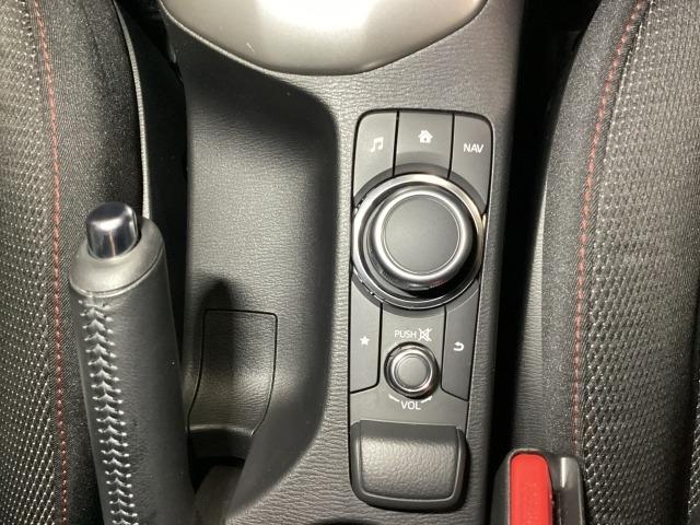 MAZDA2 1.5 XD ブラックトーンエディション ディーゼルターボ 360度ビューモニター アドバンストキー パーキングセンサー 車線逸脱警報装置 レーダークルーズコントロール 衝突軽減ブレーキ BT DVD再生 LEDヘッドライト フルセグ オートライト USB(23枚目)