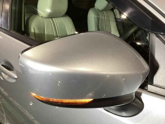 デミオ １．５　ＸＤ　ツーリング　Ｌパッケージ　ディーゼルターボ　４　Ｂｌｕｅｔｏｏｔｈ接続　Ｂカメラ　盗難防止システム　衝突安全ボディ　フルオートエアコン　ＥＳＣ　ＥＴＣ車載器　ターボ　ＬＥＤライト　４ＷＤ　オートライト　エアバッグ　シートヒーター　ＡＢＳ　キーレス（12枚目）