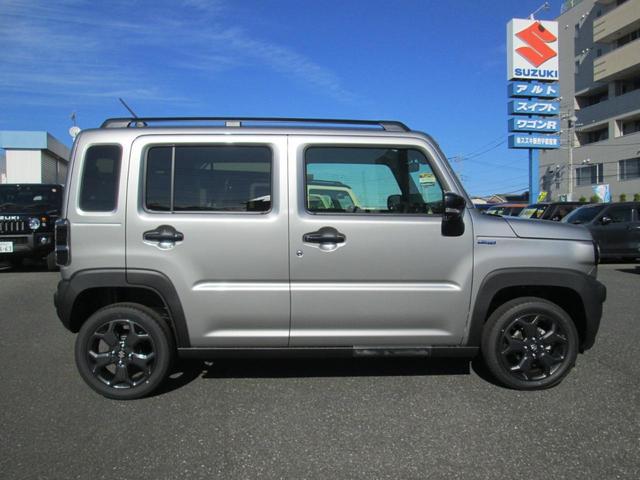 ハスラー タフワイルド　全方位モニター付９インチナビゲーション　届出済未使用車　セーフティサポート　衝突被害軽減ブレーキ　前後方誤発進抑制機能　シートヒーター　フルオートエアコン　マイルドハイブリッド（5枚目）